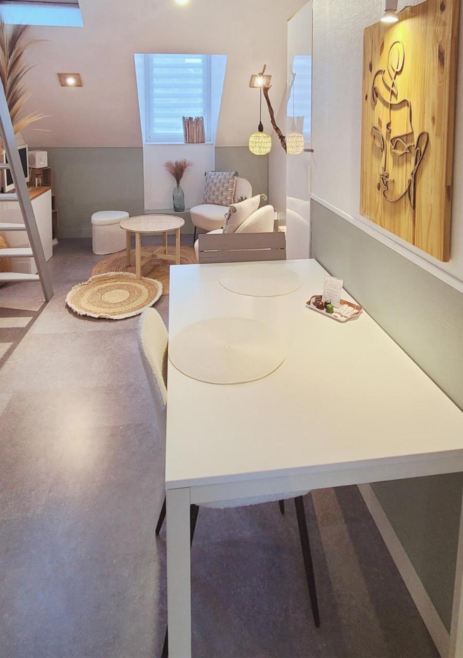 Le Cozy Dream Apartment ดีนาร์ ภายนอก รูปภาพ